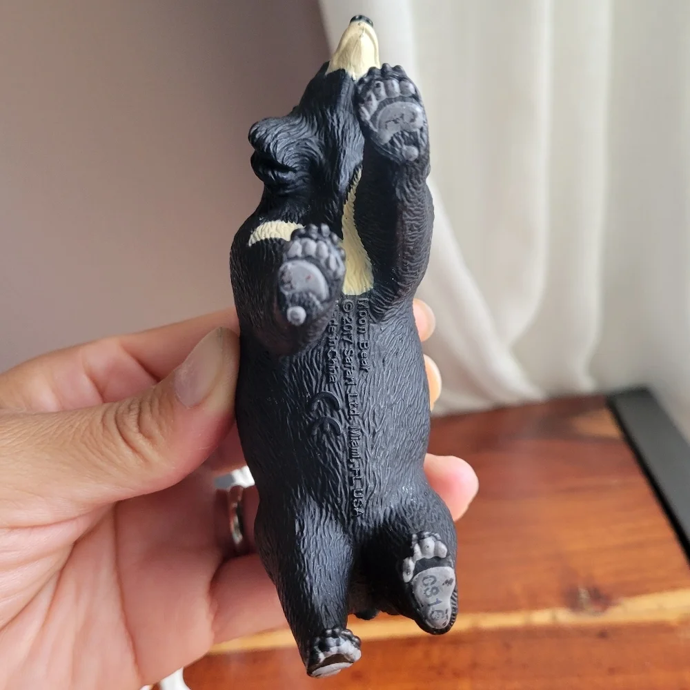 Lot of 3 Sturdy Animal Cow/ Black/Brown Bear Moon Bear WS Grizzly Bear 2005/2017